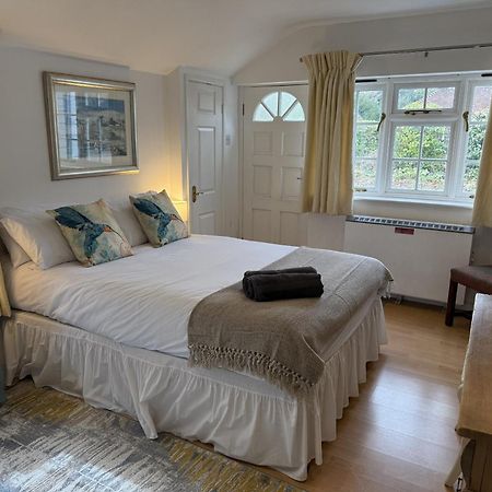Private Entry Guesthouse Hideaway Hordle Exterior foto
