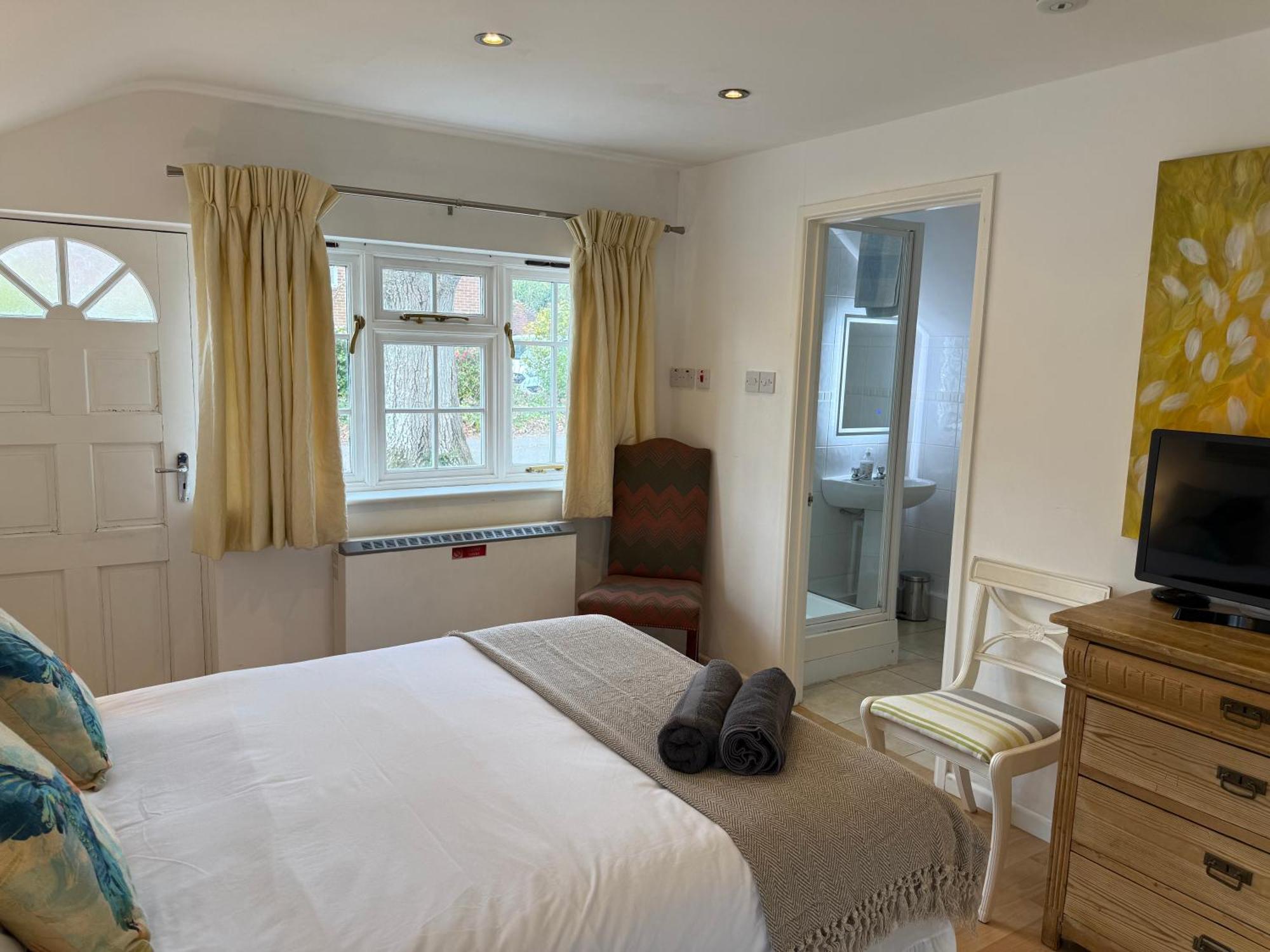 Private Entry Guesthouse Hideaway Hordle Exterior foto